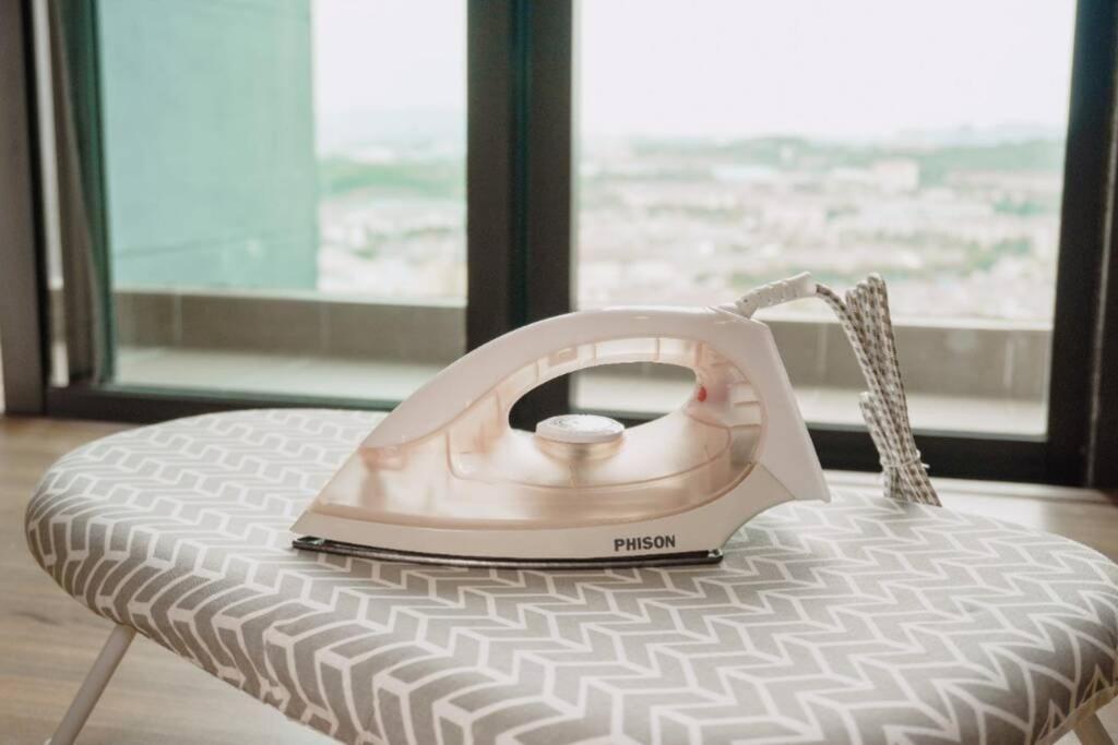 Apple Home 2 At Menara Simfoni, King Size Bed, Cheras, Nexflix, Wifi, Parking 史里肯邦安 外观 照片